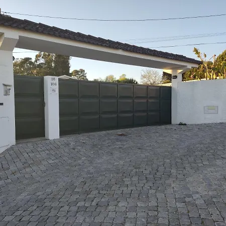 Casa De Ferias E Fins De Semana, 5 Holiday home