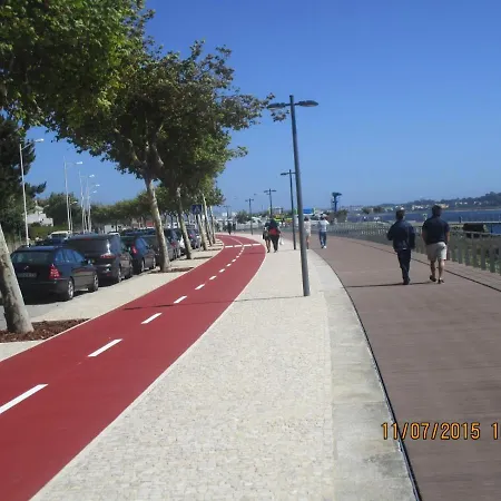 Casa De E Fins De Semana, 5 Hébergement de vacances Esposende